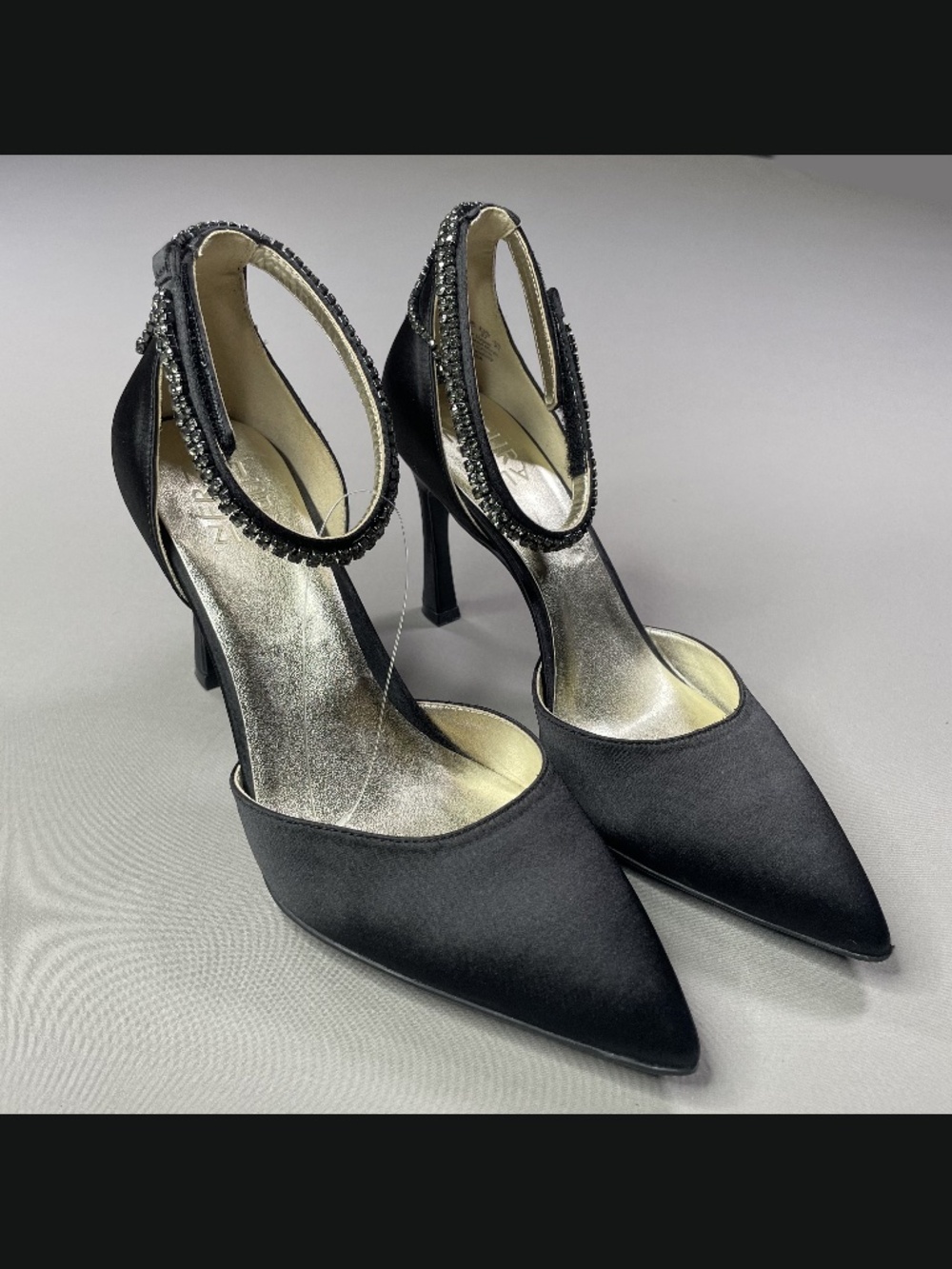 NEW Naturalizer Shoes Womens 7 black satin Alyssa heels pumps rhinestone glam